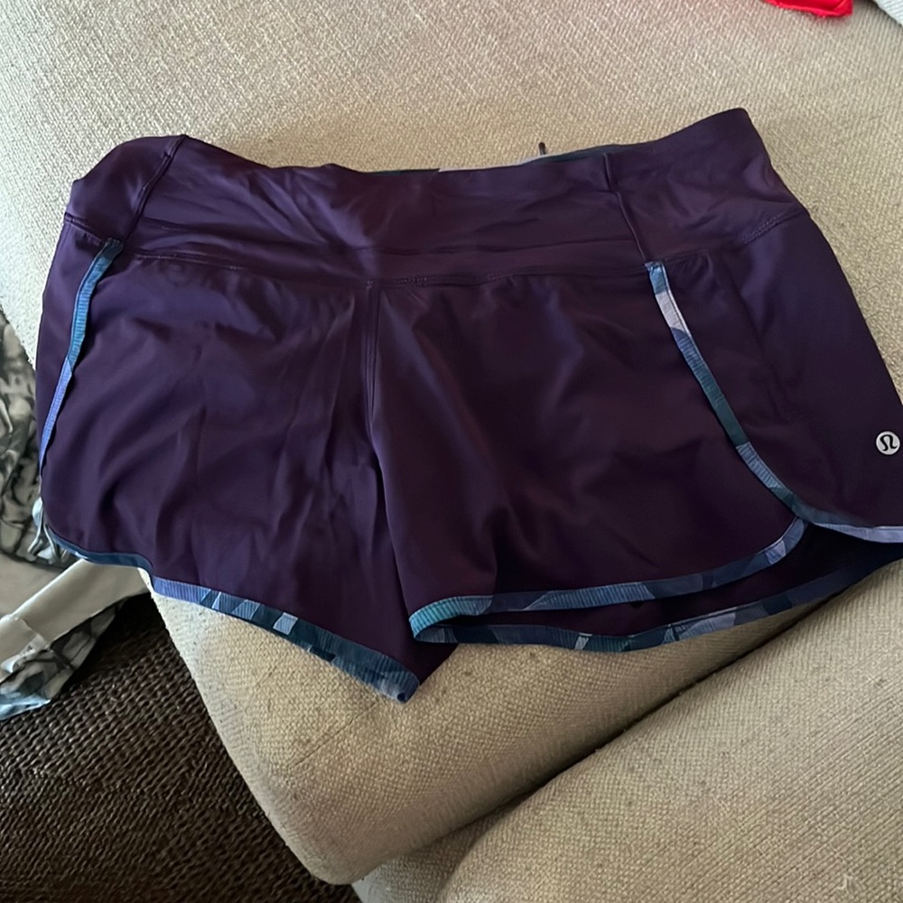Lululemon Speed Up Short in size 8, purple